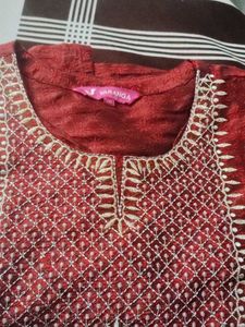 Elegant Red Floral Print Kurta Set