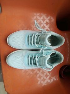 SYMACTIVE SHOES SIZE 7 Light Blue Athletic Sneaker