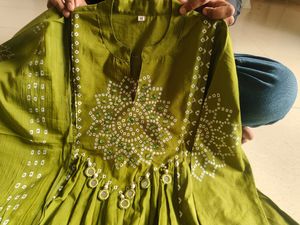Green Embroidered Kurta with Mirror Work