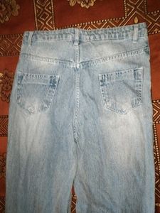 Light Wash Ripped Wide Leg Jeans