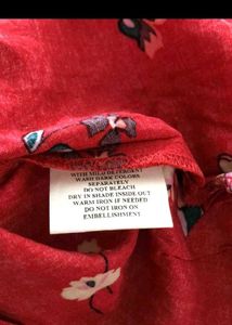 Red Floral 3/4 Sleeve Tunic Top