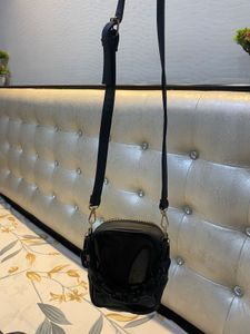 Chic Black Crossbody Bag with Chain