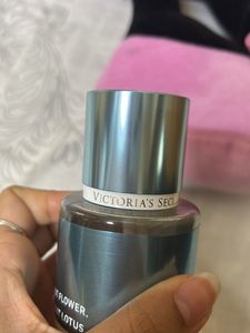 Victoria's Secret Bare Vanilla Splash Mist