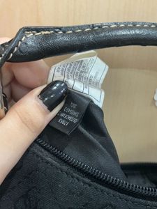SALE Y2k Black Guess Mini Hand Bag + Charm free