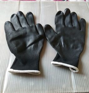 Hand Gloves