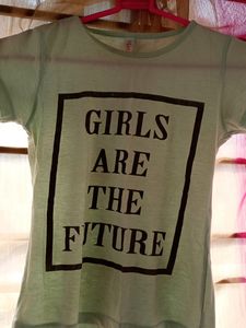 👧 T-shirt.