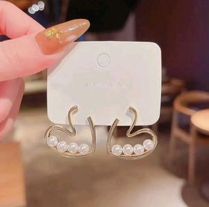 Korean Pearl Heart Stud