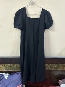 Elegant Black Puff Sleeve Dress