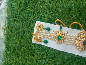 Exquisite Pearl &amp; Emerald Choker Necklace