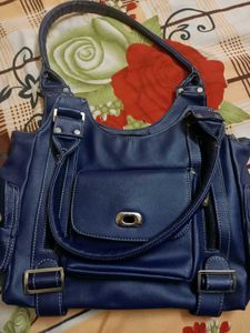 women sholder bag, colour blue, very good conditio