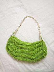 Crochet Flower Bag with Pearl Strap