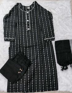 Black &amp; White Striped Kurti Set