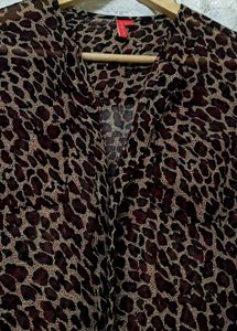 Chic Leopard Print Blouse Top