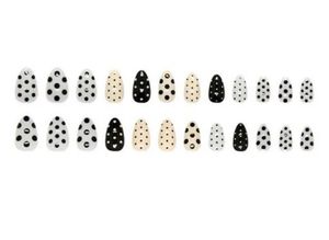 Chic Polka Dot Press on nails