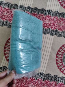 2 brand new Welspun Elite Splendor Hand Towels
