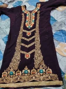 Elegant Embroidered Kurta with astar ✨💜