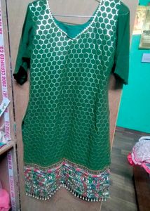 Women Three Piece Set (Lehnga Suit)