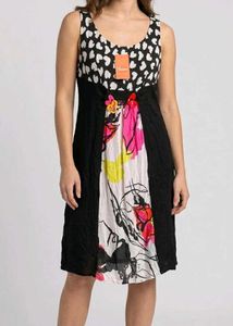 Beautiful Print Dress - L/XL/XXL