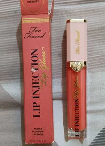 Too Faced Lip Injection