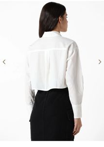 Westside White Graphic Print Crop Shirt