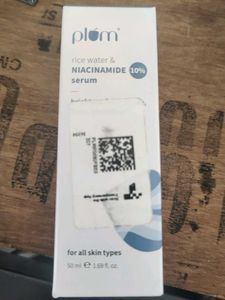 free delivery Plum Rice Water & Niacinamide Serum