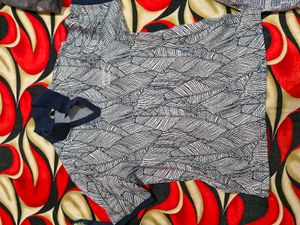 Stylish Leaf Print T-Shirt