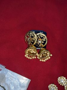 party ready 3-in-1 Royal Earring Combo