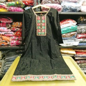 Heavy Embroidery Work Kurti Set