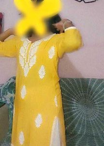 💛Vibrant Yellow Chikankari Kurta🤍