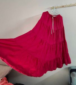 Megenta Tiered Maxi Skirt (Negotiable)