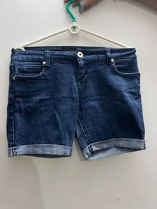 Chic Denim Bermuda Shorts