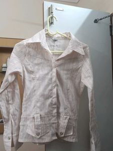 Chic Striped Button-Down fitted Shirt