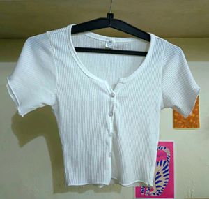 Ribbed 🤍 Button-Up Crop Top! 🪽