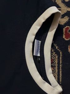 Cropped navy Blue tshirt