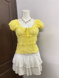 Cute Yellow Puff Sleeve Top
