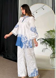 Elegant White &amp; Blue Floral Kurta Set