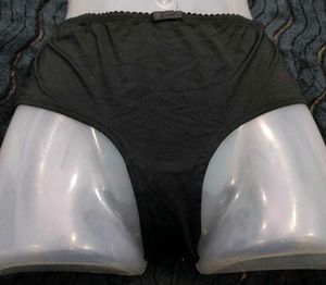 Black Panties with Bow Detail 🤎