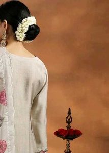 Embroidered kurta set