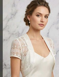 Elegant Lace Bolero Jacket