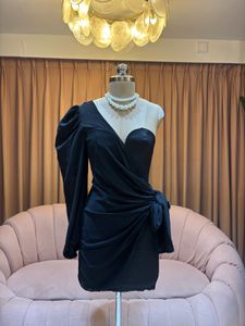 Chic One-Shoulder Black Mini Dress