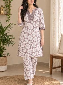 Floral Print Kurta with pant