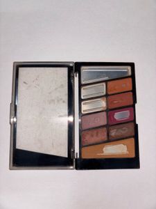 Expired eyeshadow palettes set of 2