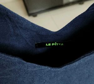 LE Pitta Navy Blue V-Neck Ring Detail Dress
