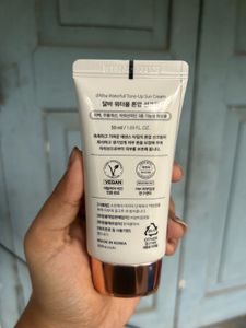 d'Alba UV Essence Tone-Up Sun Cream SPF 50+