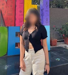 sale❗️ Black Button-Up Crop Top