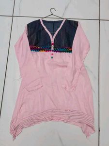 Stylish Pink Kurta with Unique Design