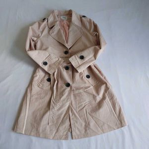 Imported  Baby pink Trench Coat 🎀🫧
