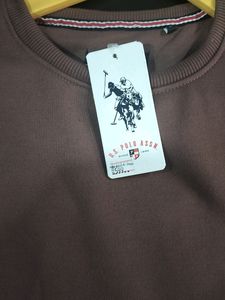 Sweater Round Neck