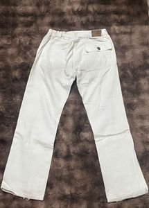 Guess (Authentic) White  Baggy Jeans