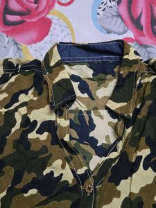 Stylish Camouflage Button-Up Shirt